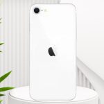 Apple iPhone SE 3rd Gen (Starlight,64 GB) (Refurbished) - Image 2
